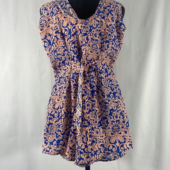 Francesca’s Blue, Peach,Romper, short set onsie,halter, button up, size small - Picture 6 of 16